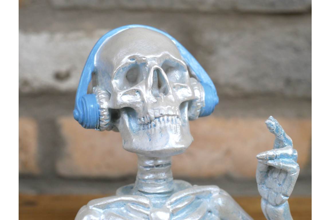 Skeleton With Headphones - (Blue)