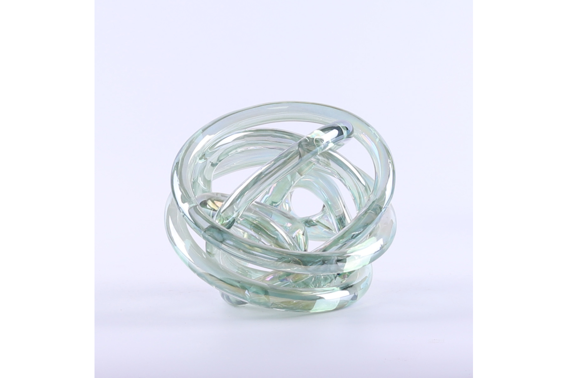 Glass Knot