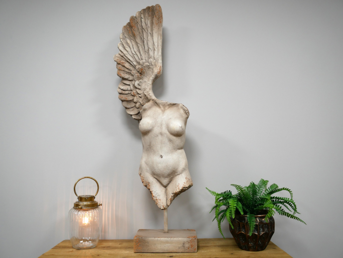 Body With Single Wing