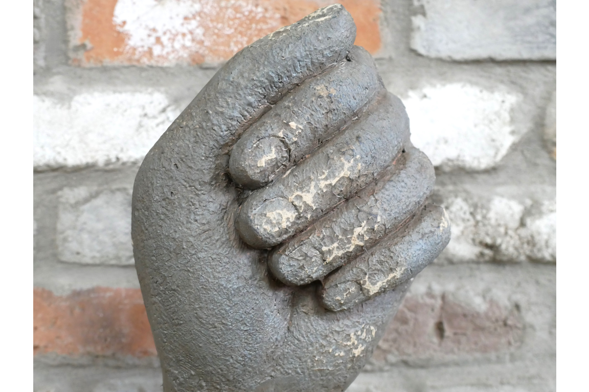 Hand