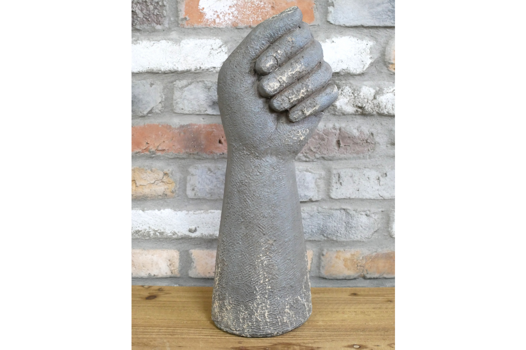 Hand