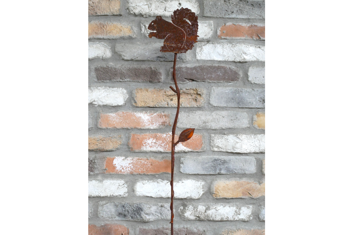 Rusty Squirrel Stake