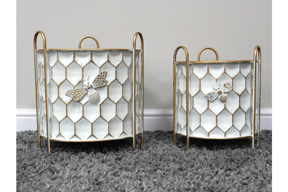 Set Of 2 Bee Planters