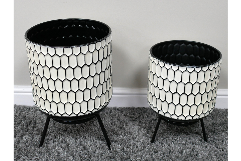 Set Of 2  Monochrome Planters