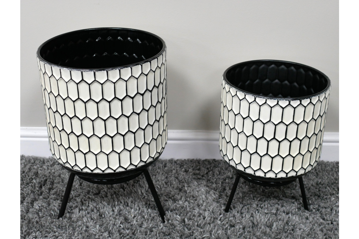 Set Of 2  Monochrome Planters