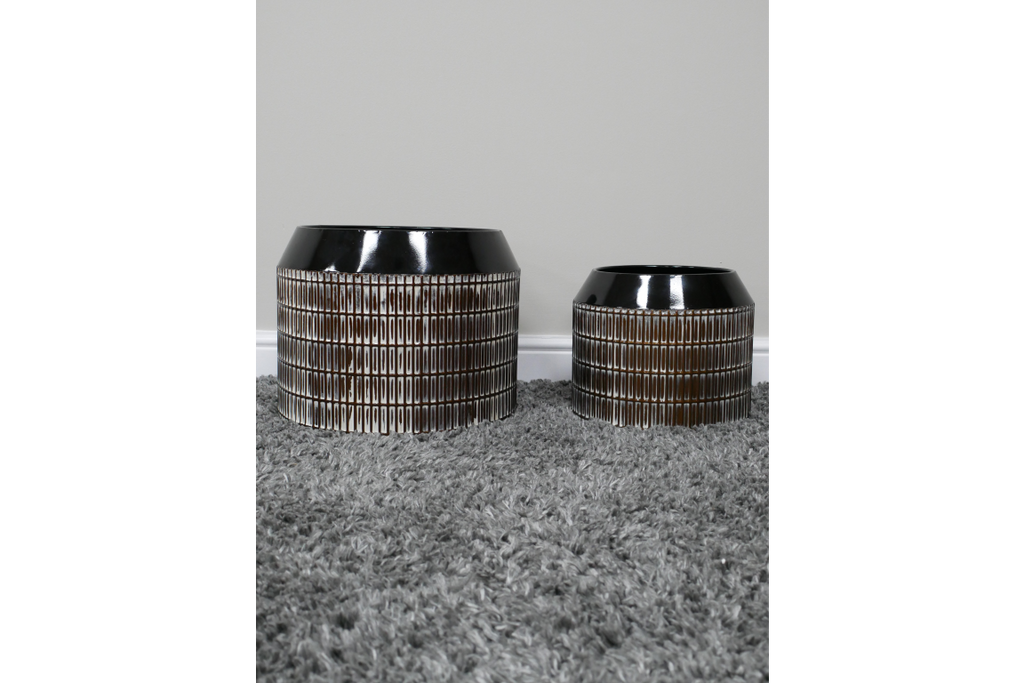 Set Of 2 Planters