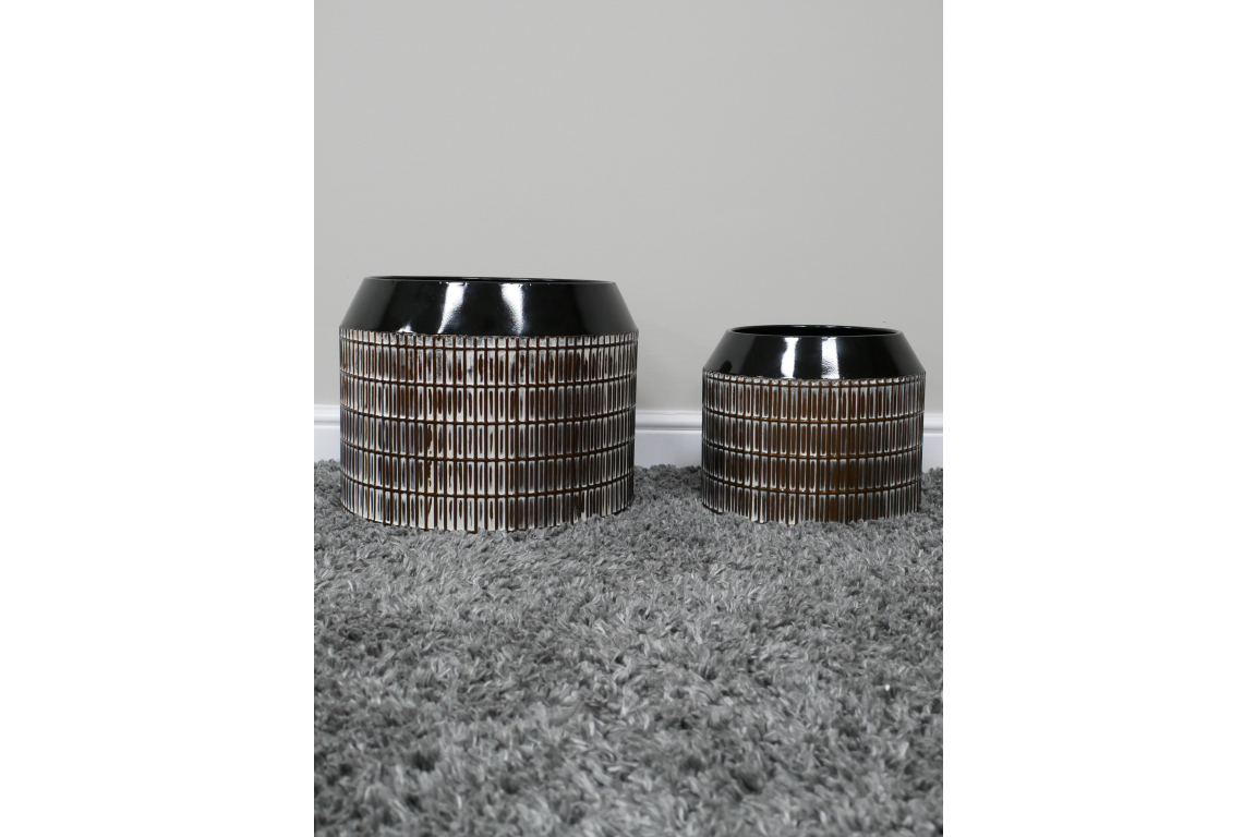 Set Of 2 Planters