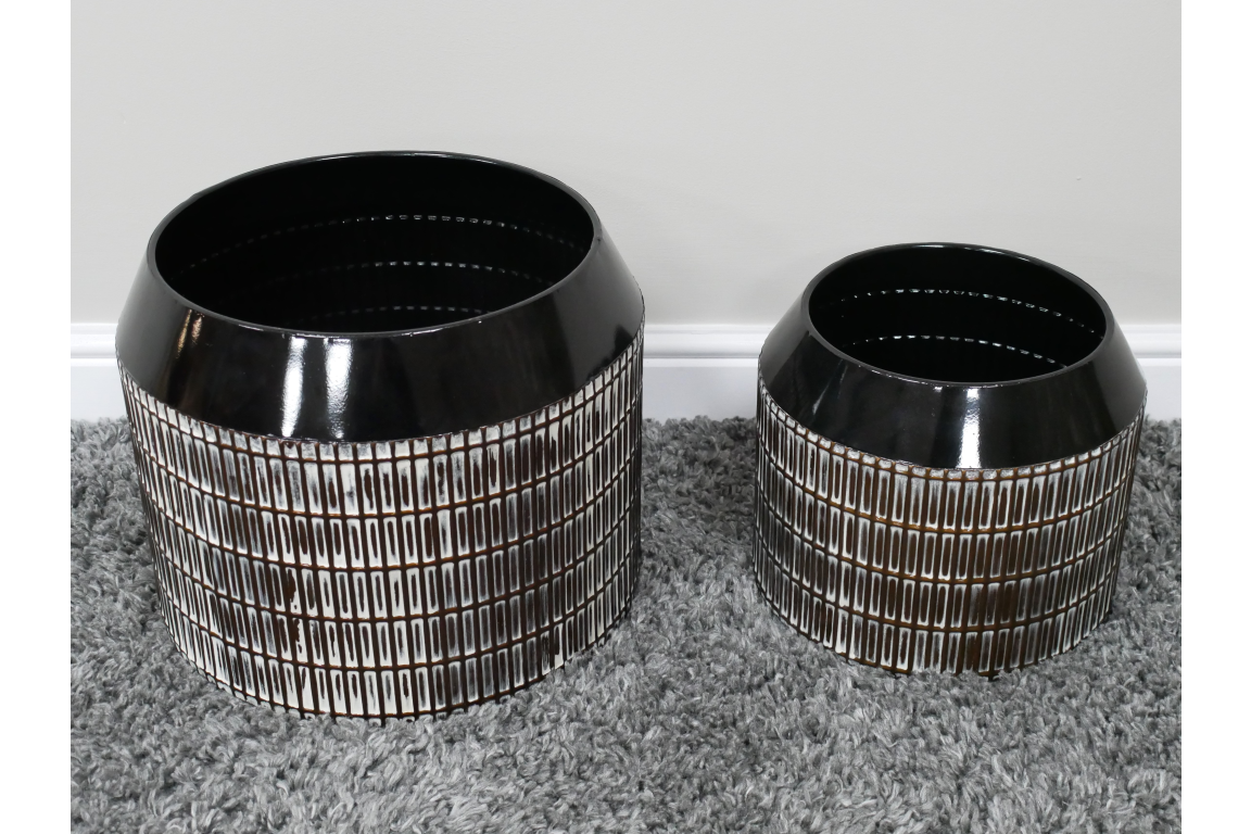 Set Of 2 Planters