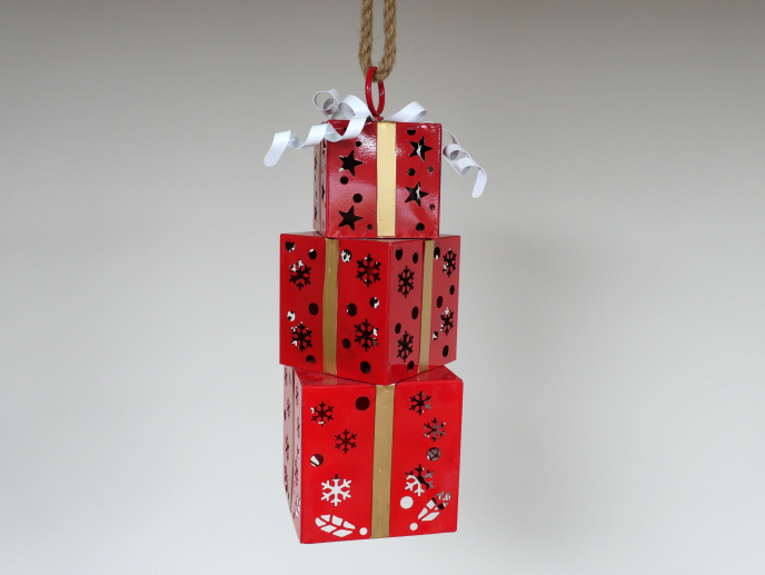 Hanging Present Stack