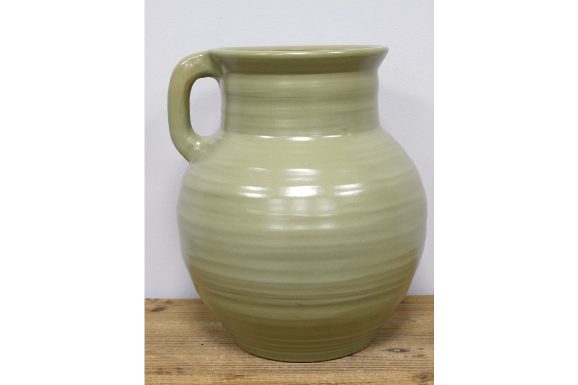 Large Vase With Handle