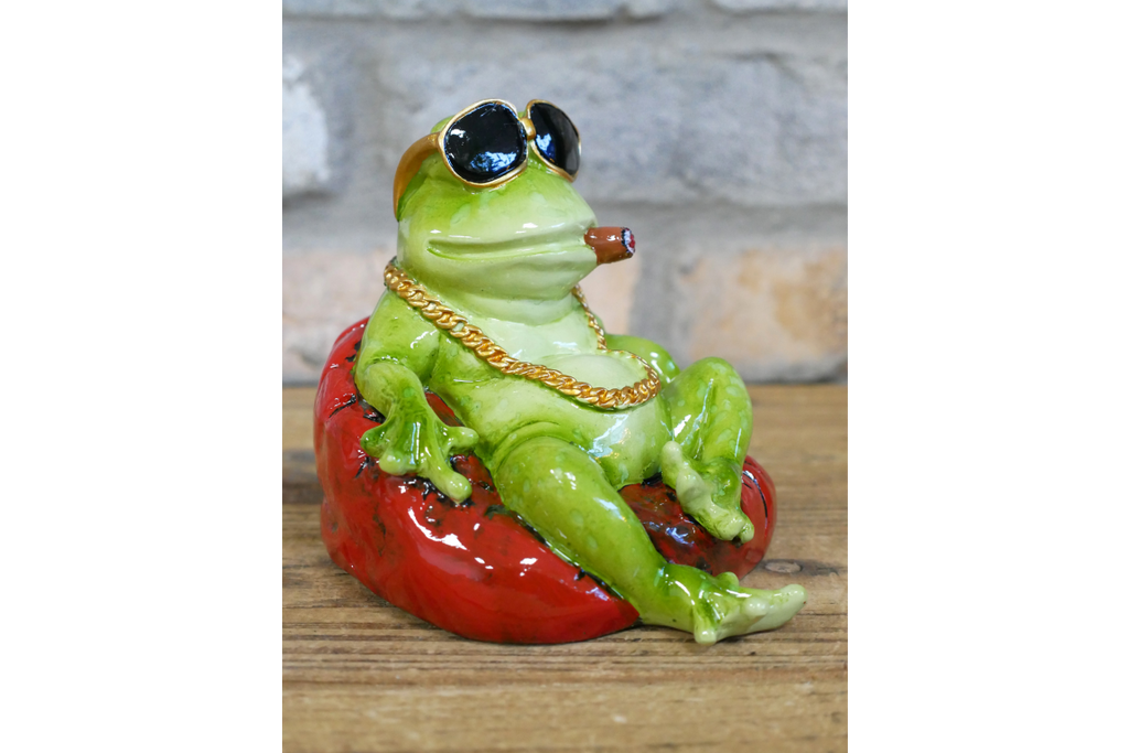 Cool Green Frog with Sunglasses Resin Ornament Smoking Toad Figurine