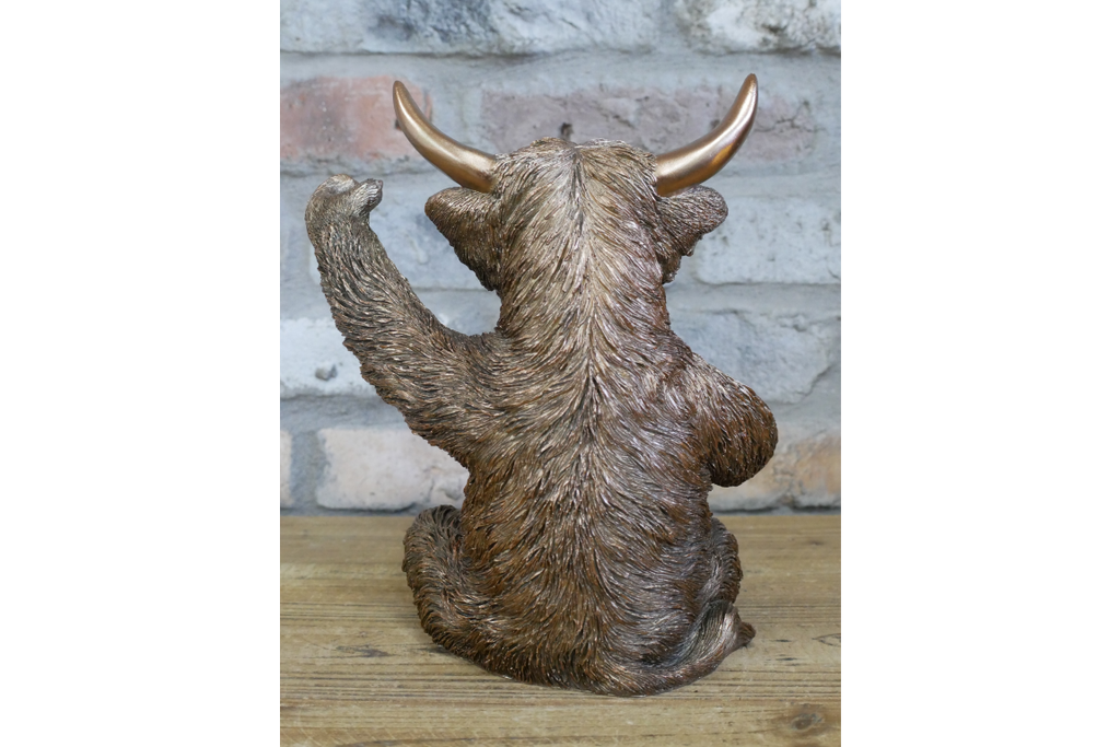Bronze Highland Cow Wine Bottle Holder Funny Drink Glass Stand Ornament