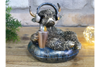 Gamer Highland Cow Resin Ornament Funny Gaming Calf Pool Float Figurine