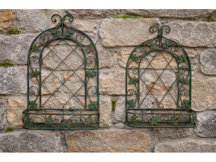 Set Of 2 Wall Planters