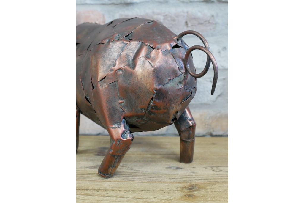 Metal Pig Sculpture - Rustic Copper Garden Ornament & Home Decor