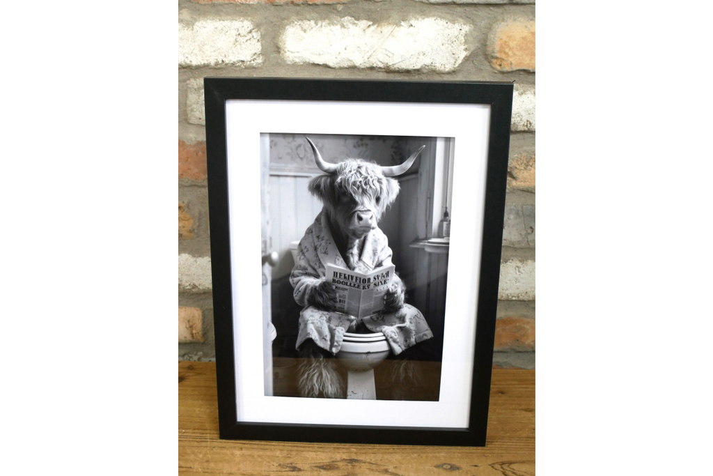 Funny Highland Cow on Toilet Framed Wall Art – Black & White Bathroom Decor Print
