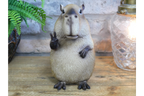 Quirky Resin Capybara Peace Sign Figurine - Cute Animal Home Table Decor
