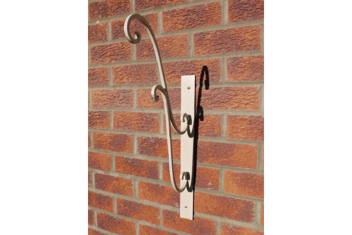 Cream Bracket