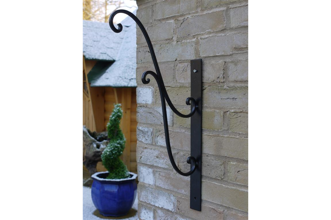 Black Bracket