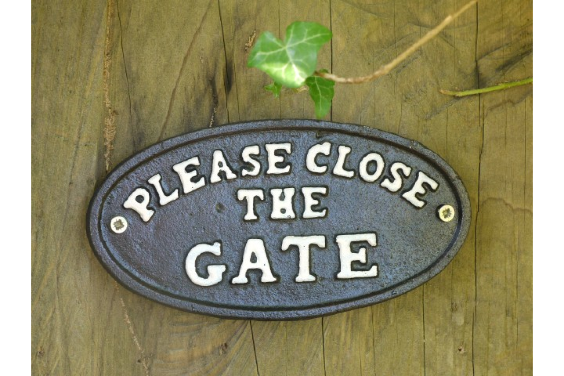 Sign - Please Close The Gate