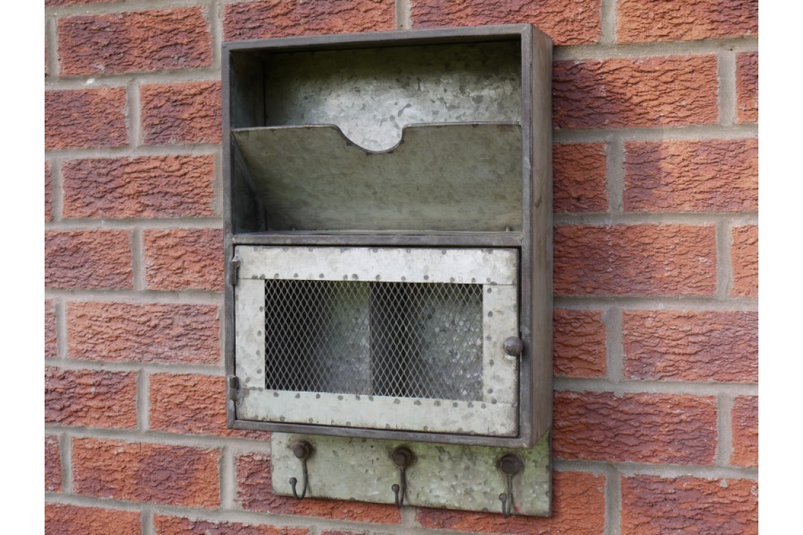 Wall Storage Unit