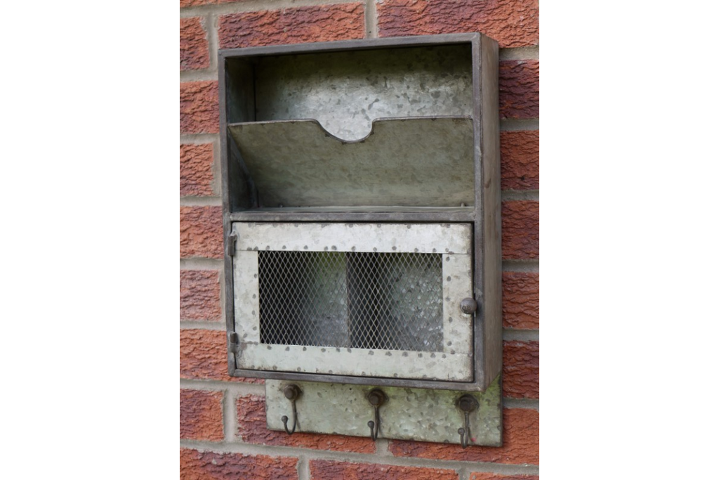 Wall Storage Unit