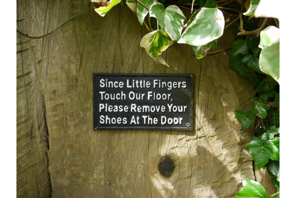 Sign (Little Fingers)