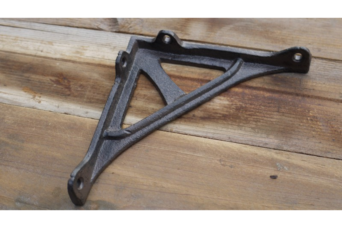 Shelf Bracket