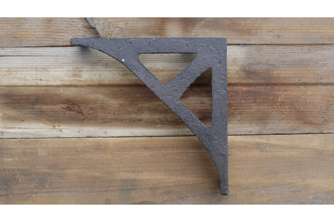 Shelf Bracket