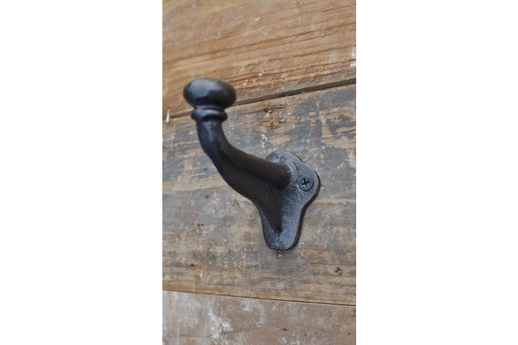 Single Hook