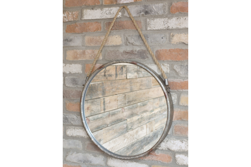 Circle Mirror