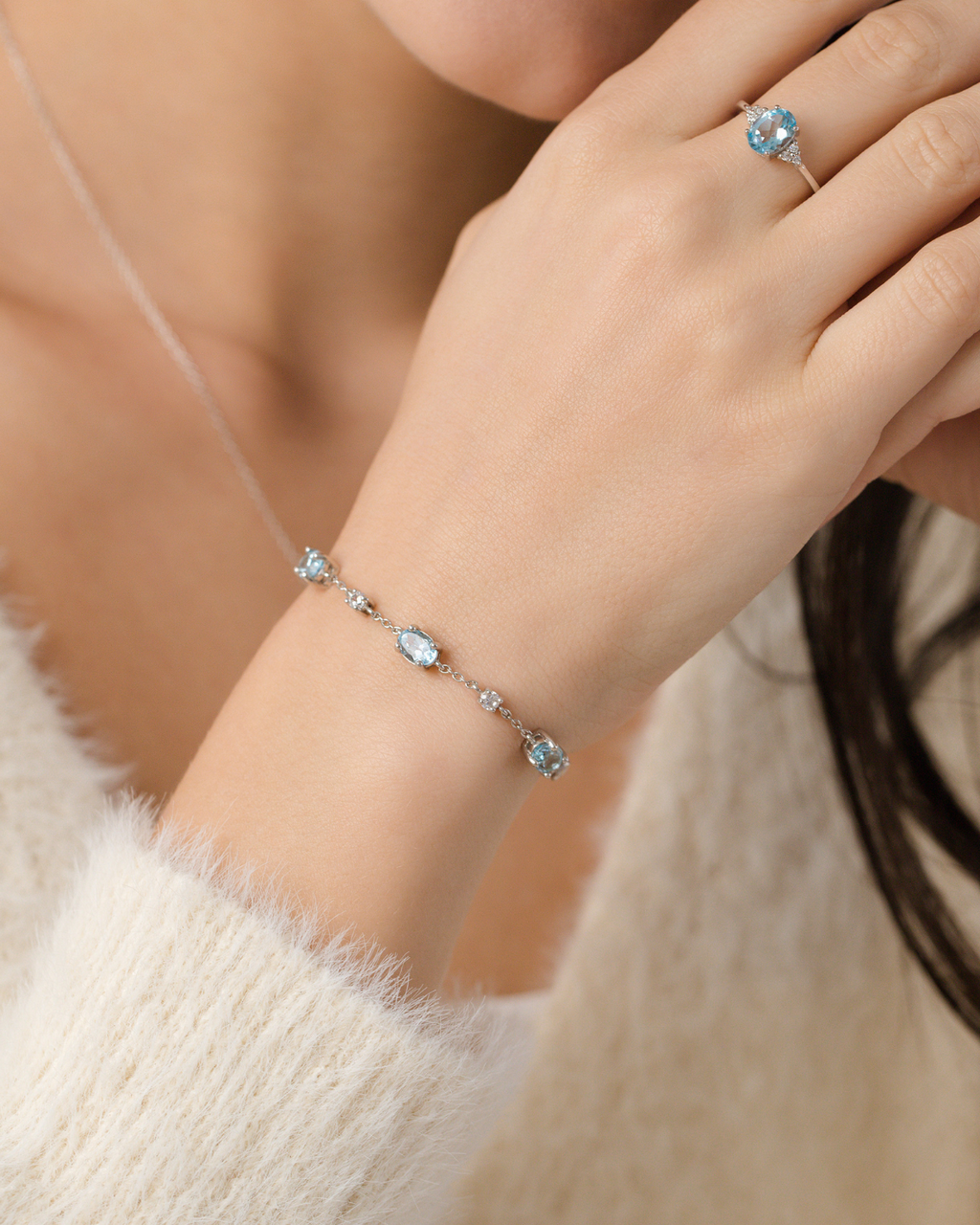 Essential Blue Topaz Jewellery Set in Sterling Silver