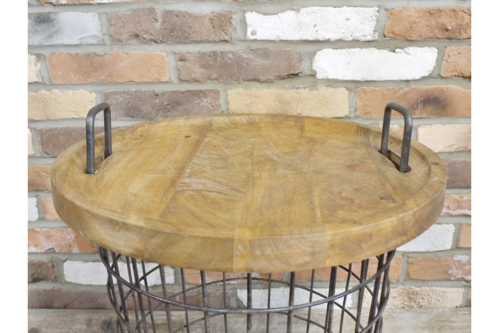 Basket / Table