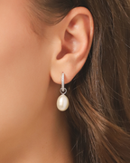 Timeless Pearl Jewellery Set in Sterling Silver