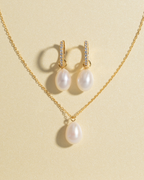 Timeless Pearl Jewellery Set in 18k Gold Vermeil
