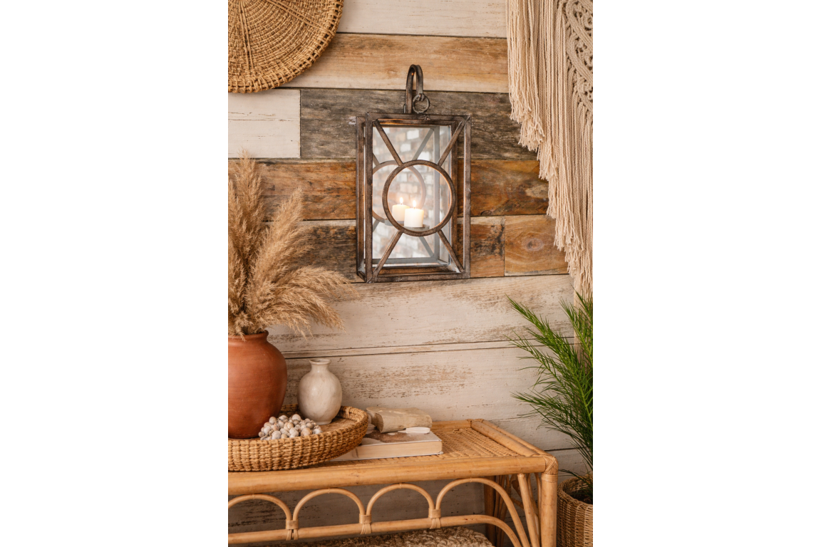 Wall Lantern