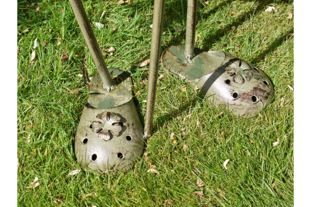 Frog Bird Feeder