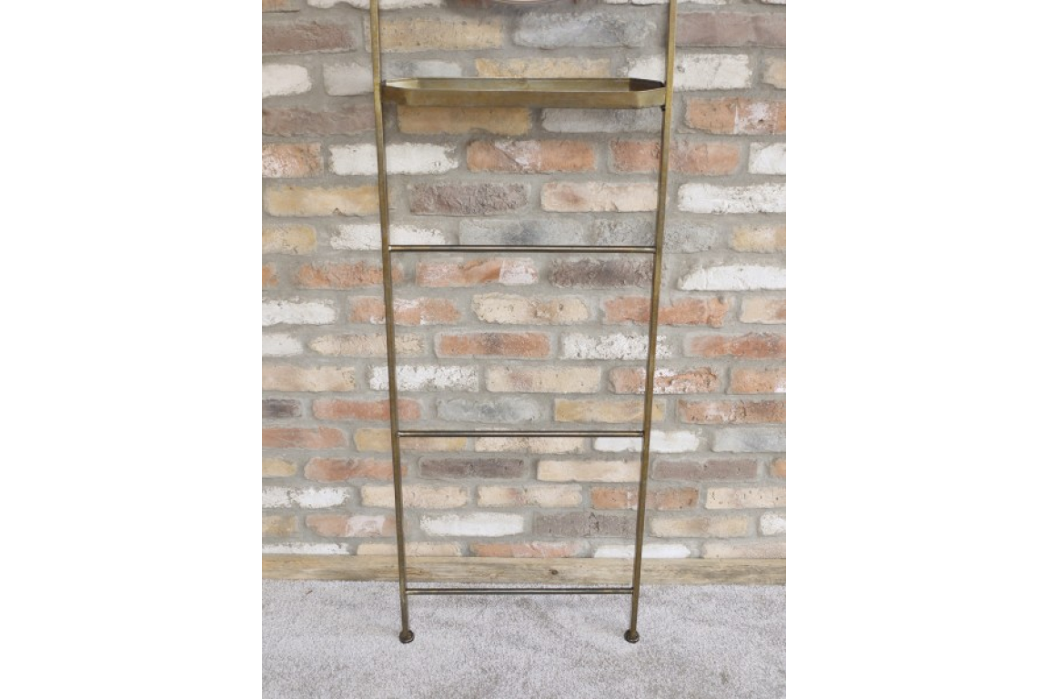 Mirror Stand