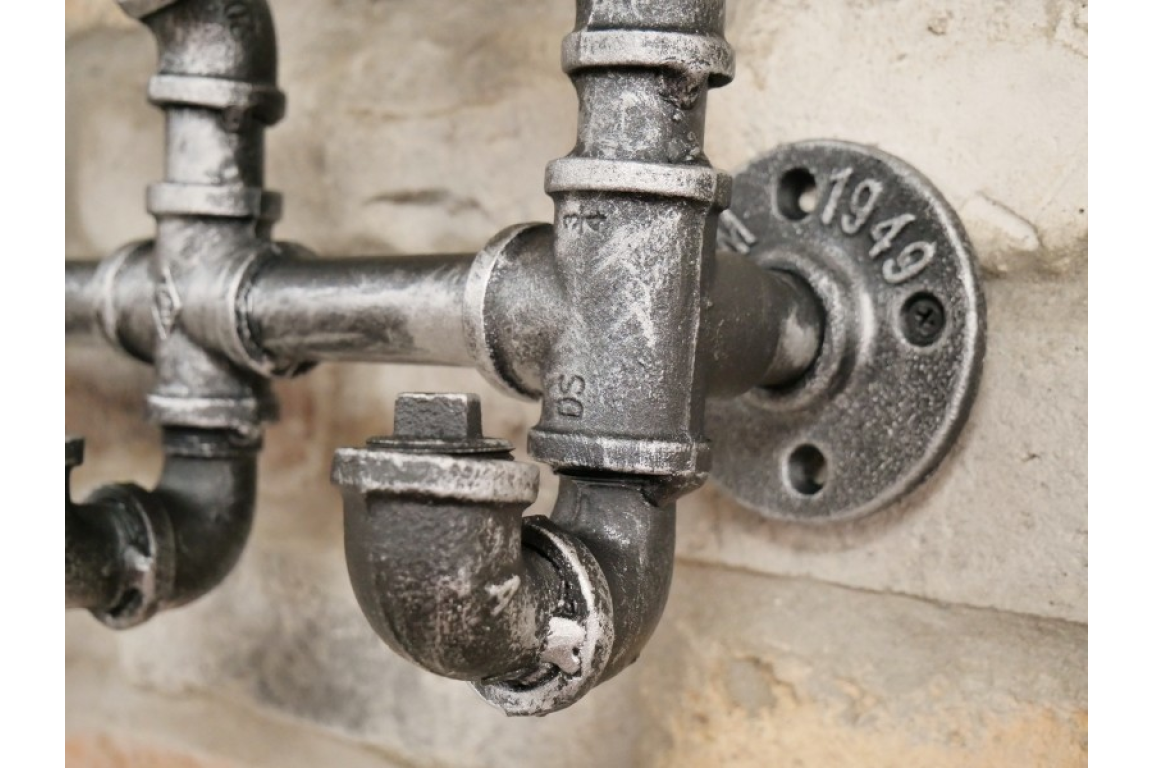 Pipe Coat Hook
