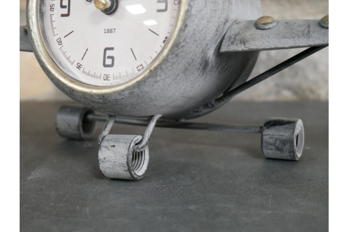 Aeroplane Clock