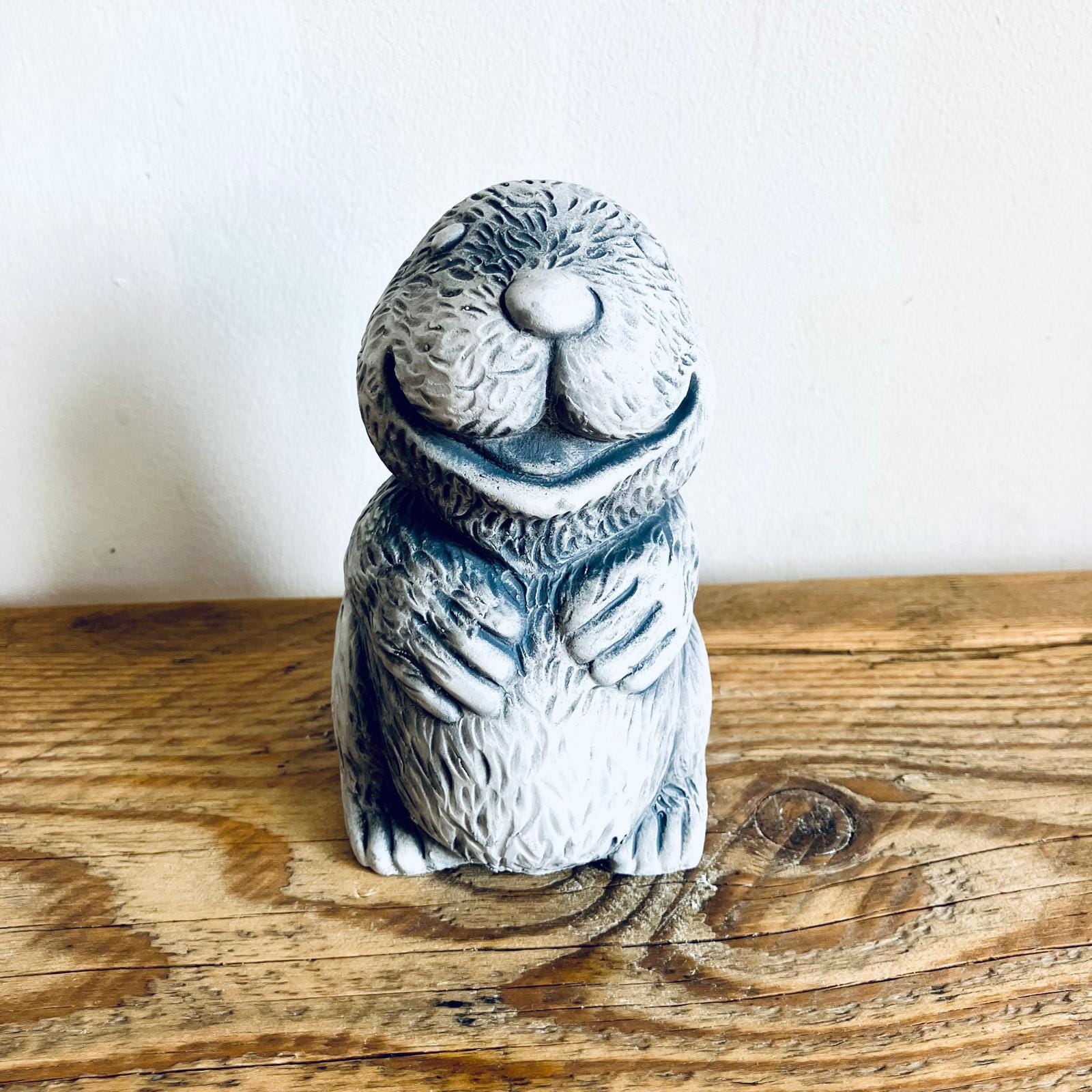 Novelty Garden Laughing Beaver Statue Ornament Statue Black/Grey Gardener's Gift 13cm