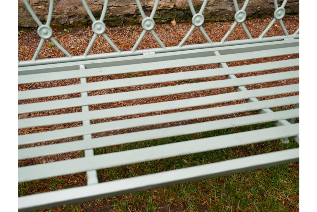 Pistachio Button Bench