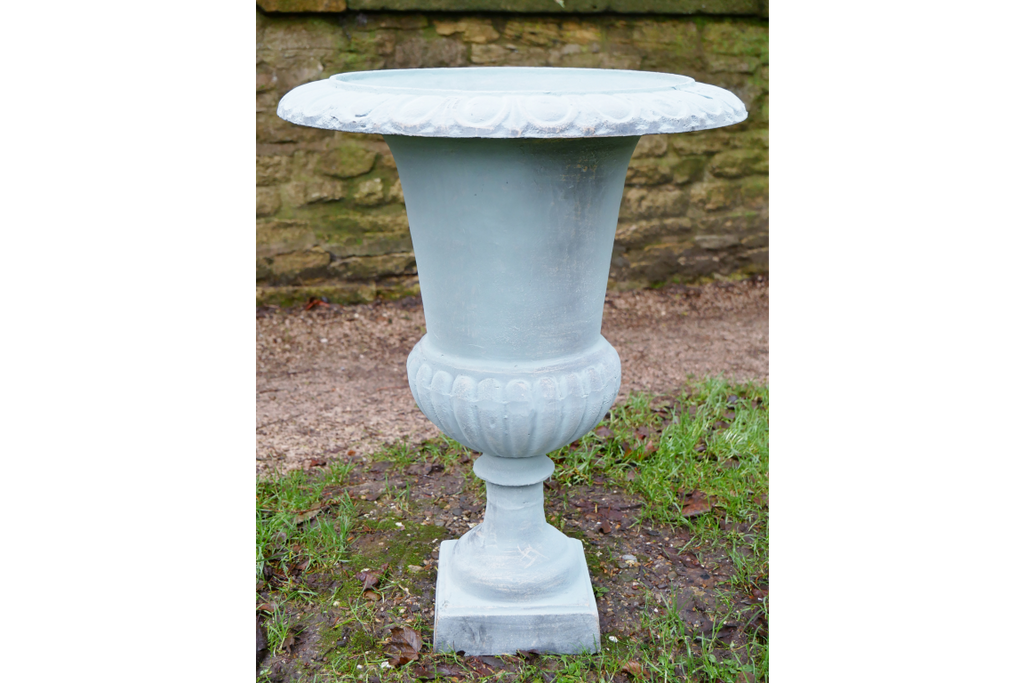 C2 Urn No Base O/C Finish