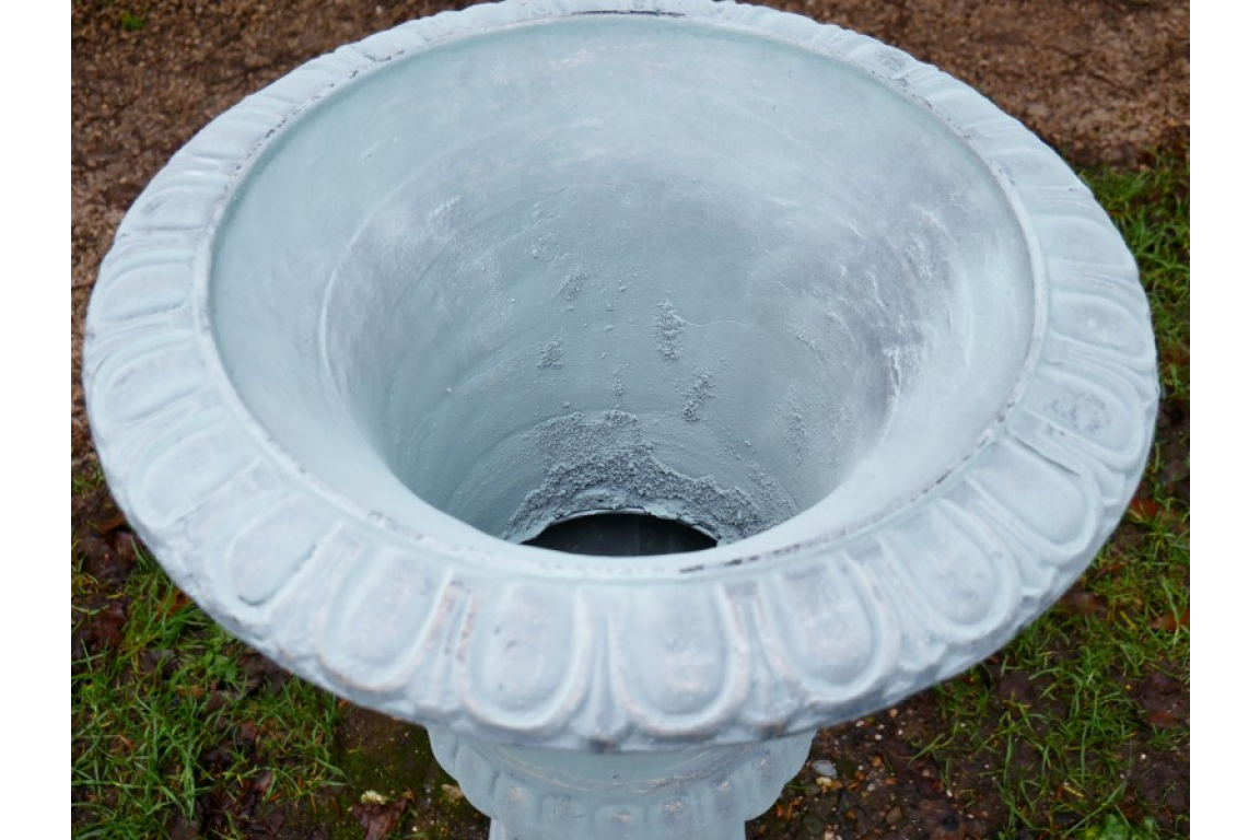 C2 Urn No Base O/C Finish