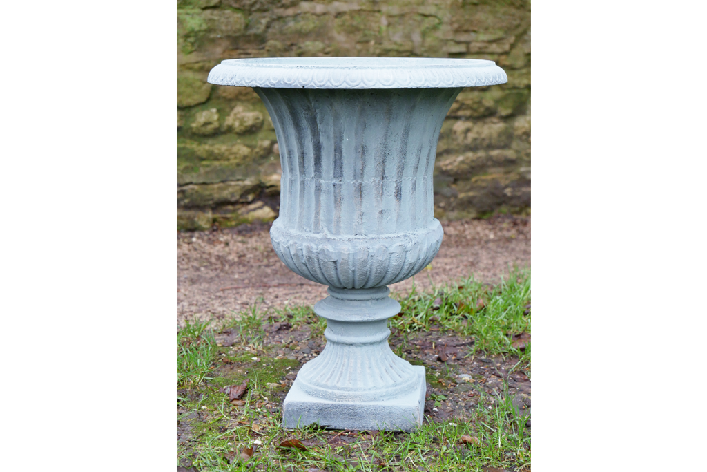 C3 Urn No Base O/C Finish