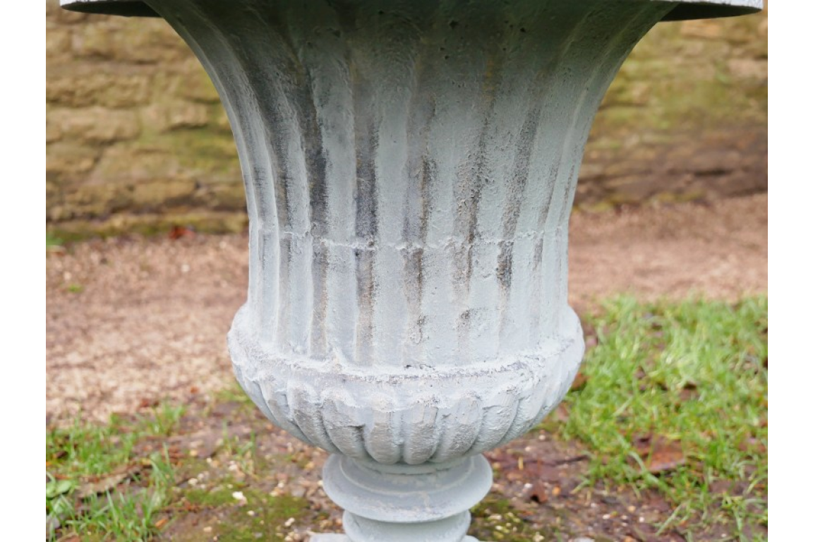 C3 Urn No Base O/C Finish