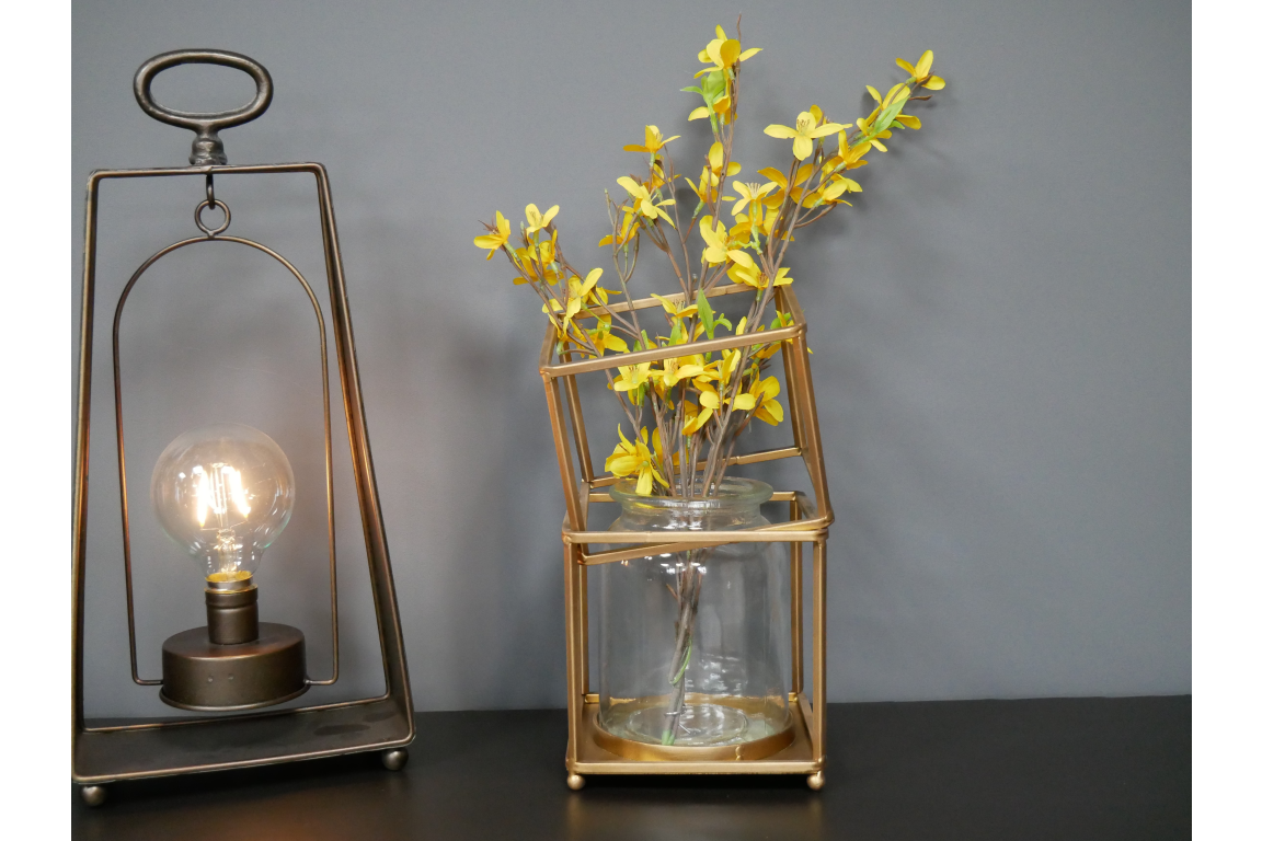 Flower Holder/Vase