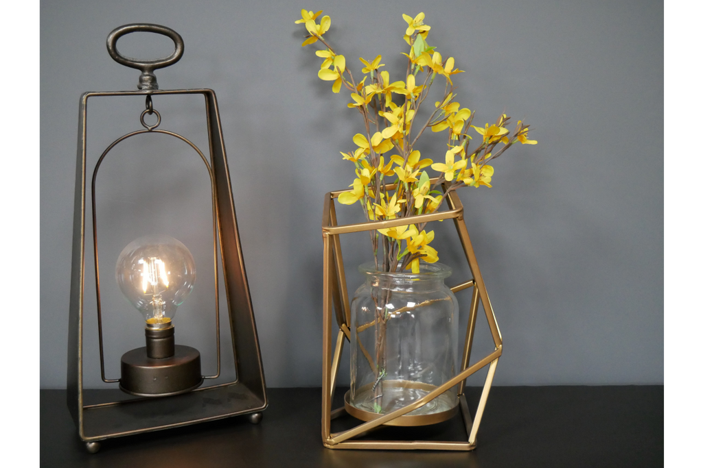 Flower Holder/Vase