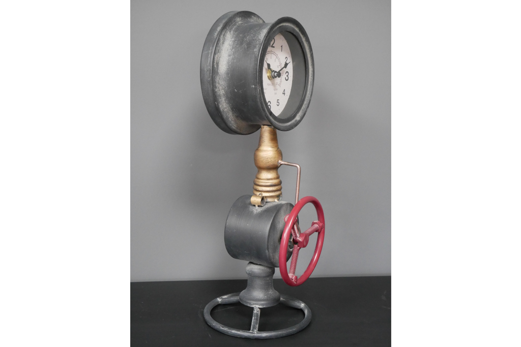 Pipe Clock