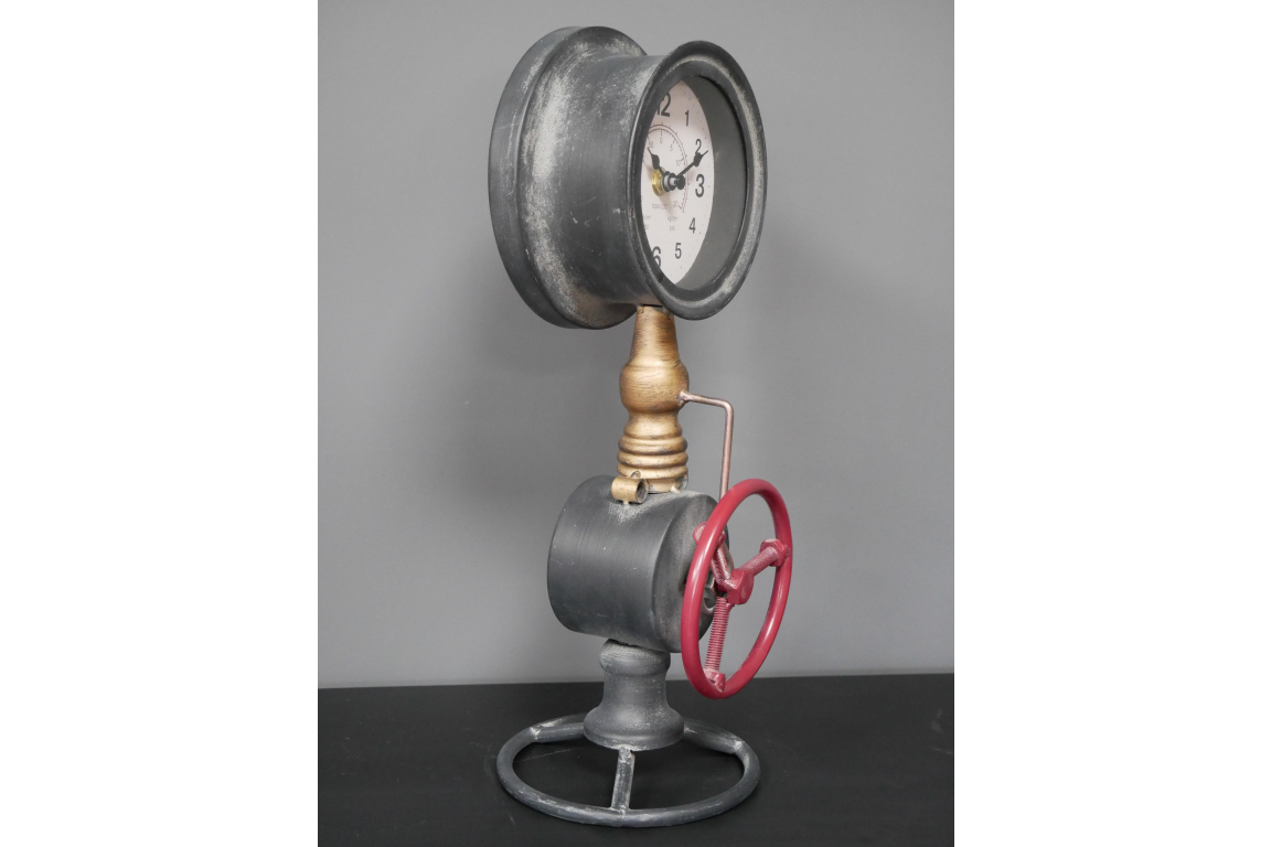 Pipe Clock